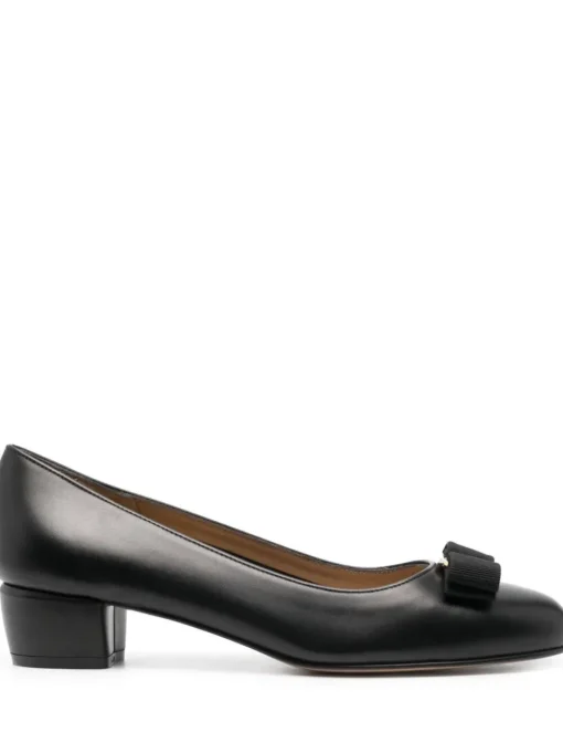 FERRAGAMO Vara pumps