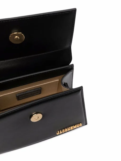 JACQUEMUS Le Chiquito Moyen handbag