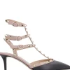 VALENTINO GARAVANI Rockstud Pumps