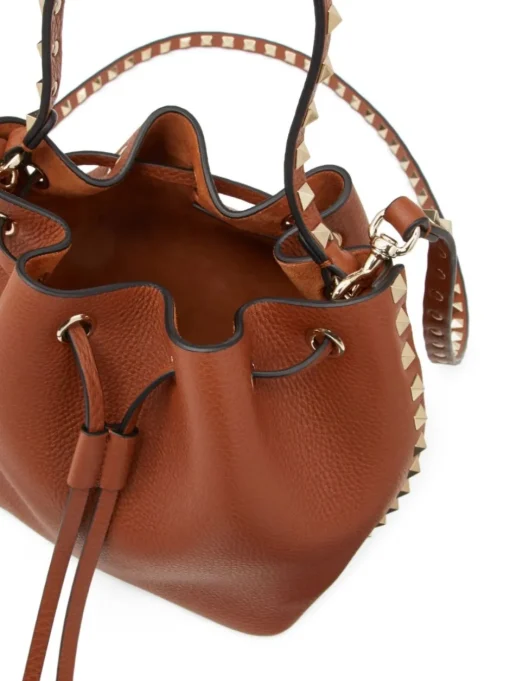 VALENTINO GARAVANI Rockstud leather bucket bag