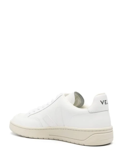 VEJA Sneakers