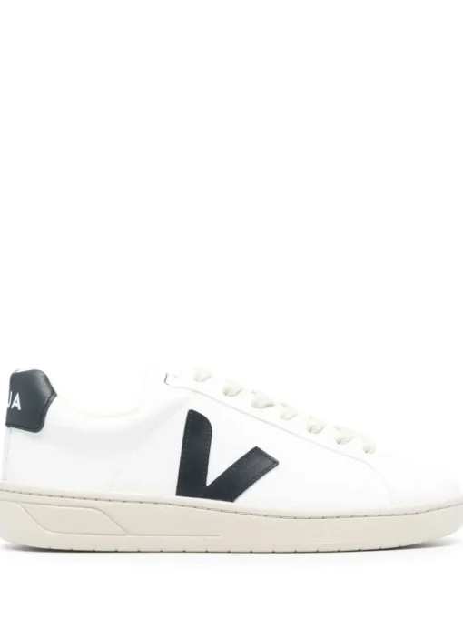 VEJA Urca sneakers with cruelty-free leather application